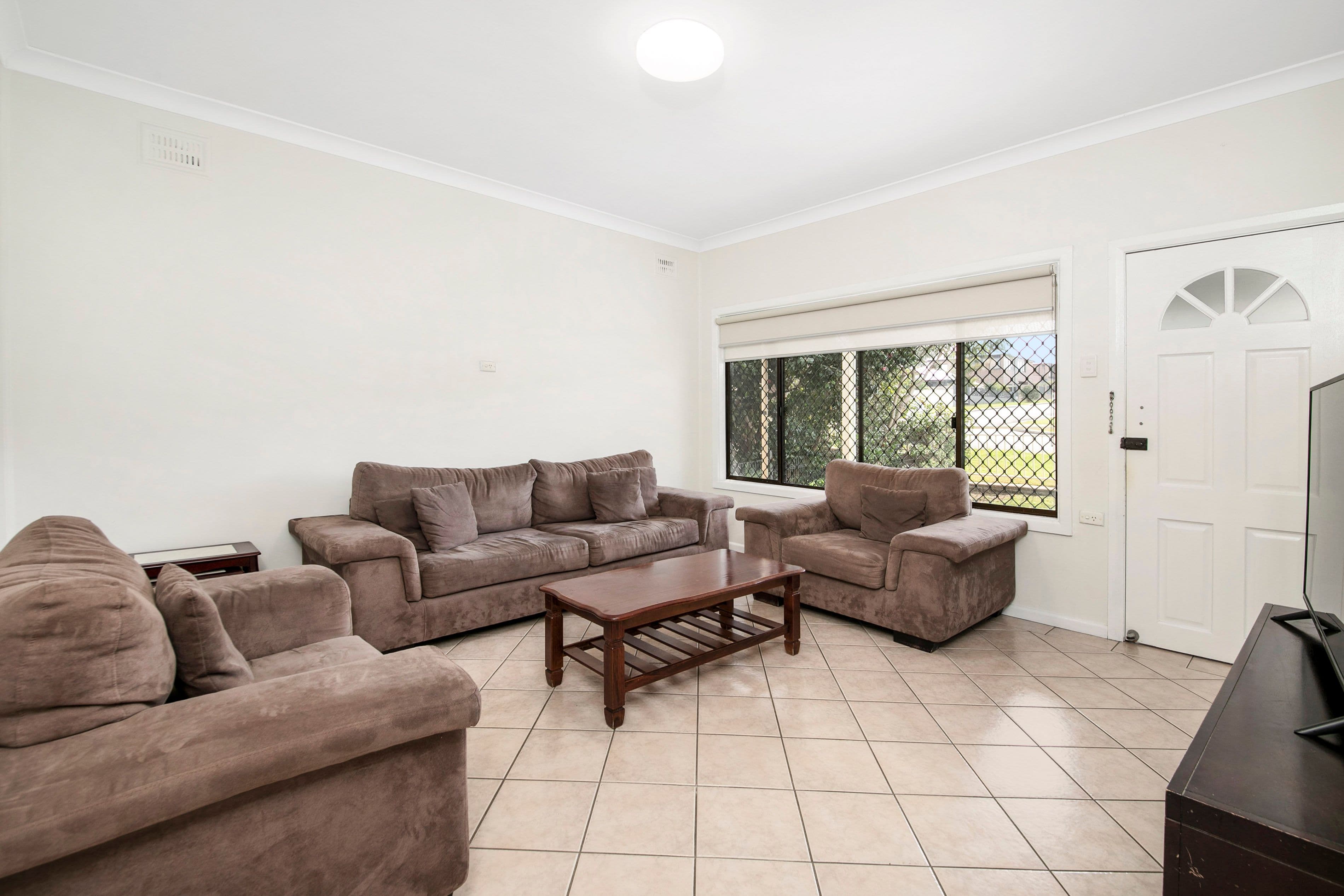 27 Winifred Street, Condell Park NSW 2200, Condell Park - Thumbnail 2
