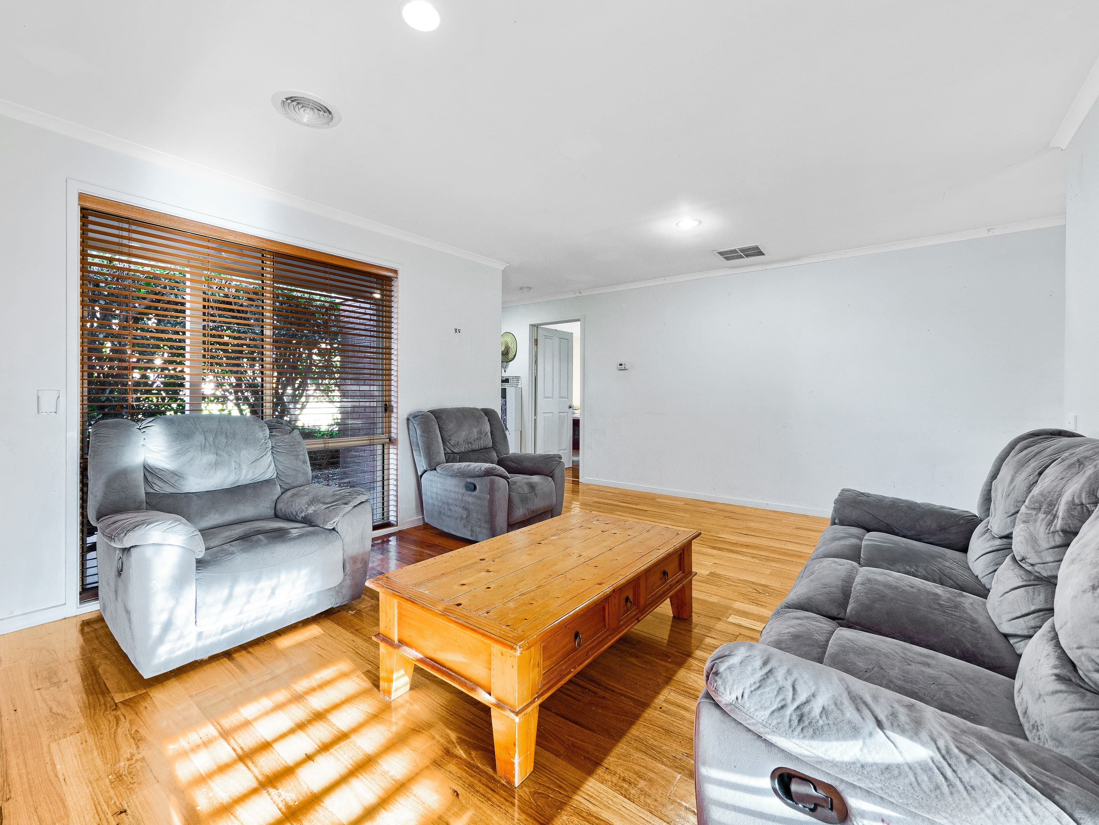 2 Breamlea Way, Cranbourne West VIC 3977, Cranbourne West - Thumbnail 6