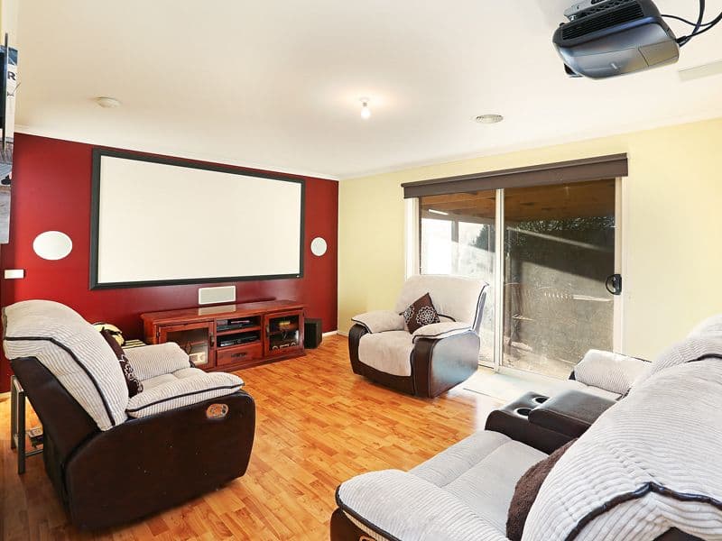 42 Meadenhall Drive, ST ALBANS PARK VIC 3219, St Albans Park - Thumbnail 5
