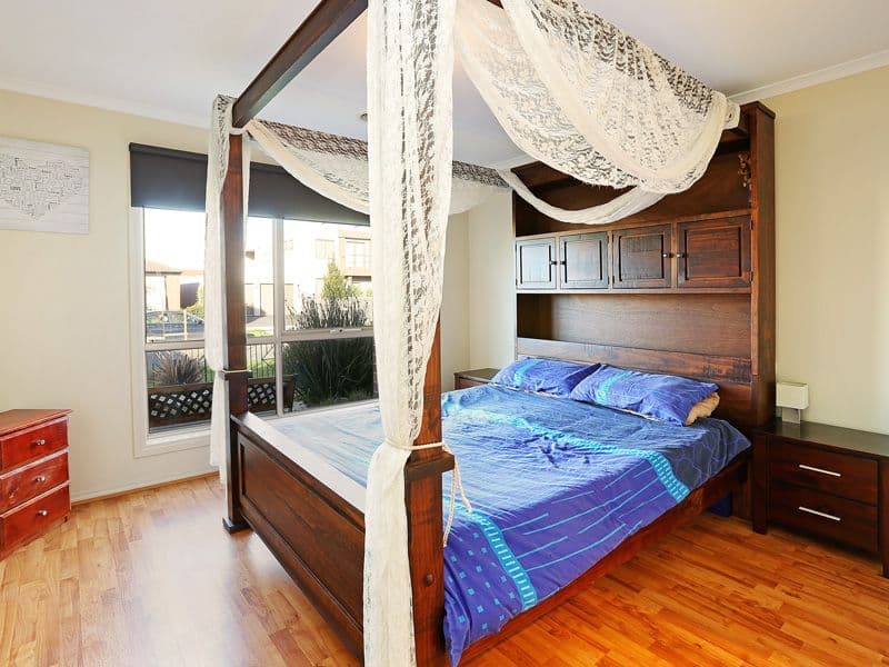 42 Meadenhall Drive, ST ALBANS PARK VIC 3219, St Albans Park - Thumbnail 6