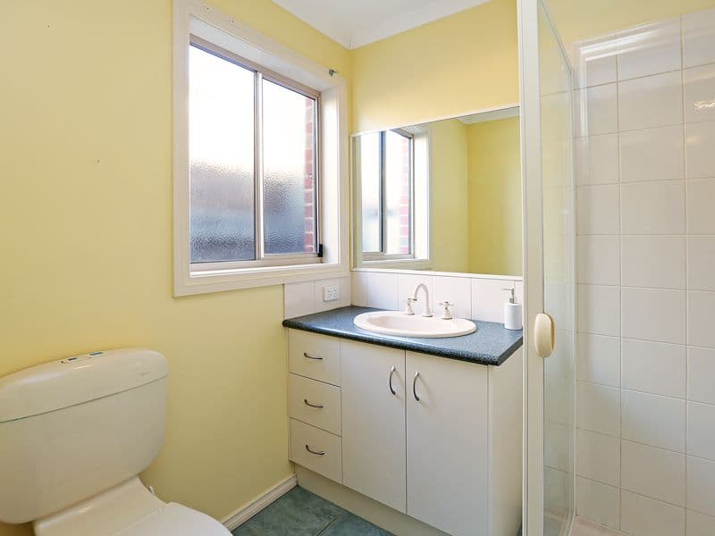 42 Meadenhall Drive, ST ALBANS PARK VIC 3219, St Albans Park - Thumbnail 7