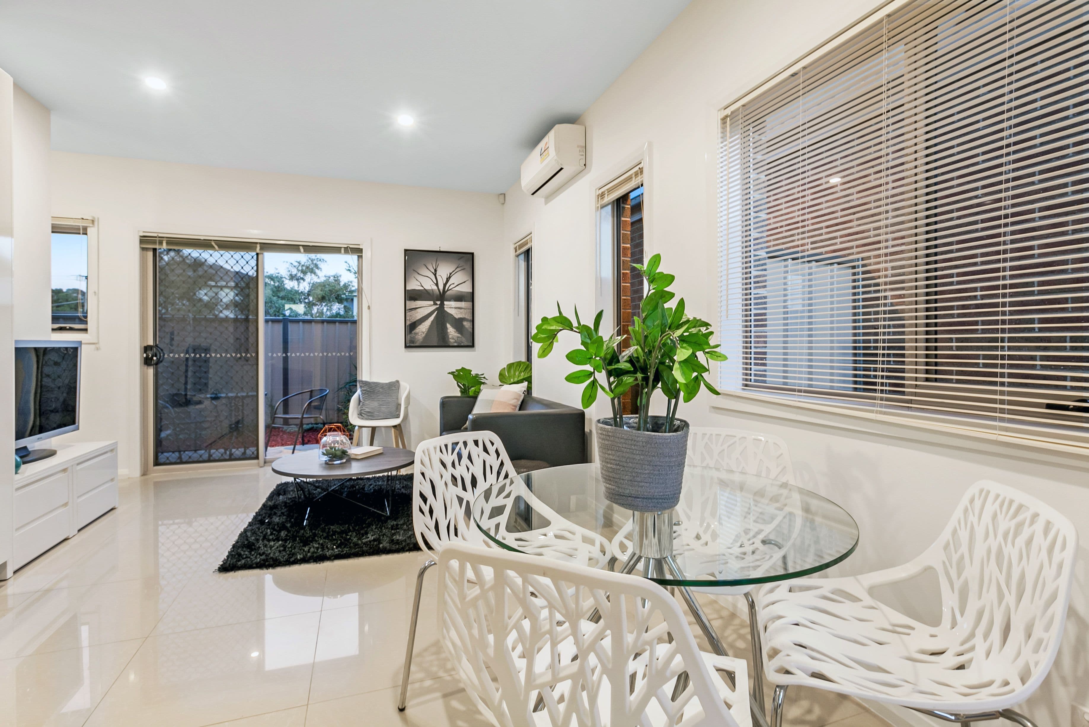 126 St Vigeons Road, Reservoir VIC 3073, Reservoir - Thumbnail 3