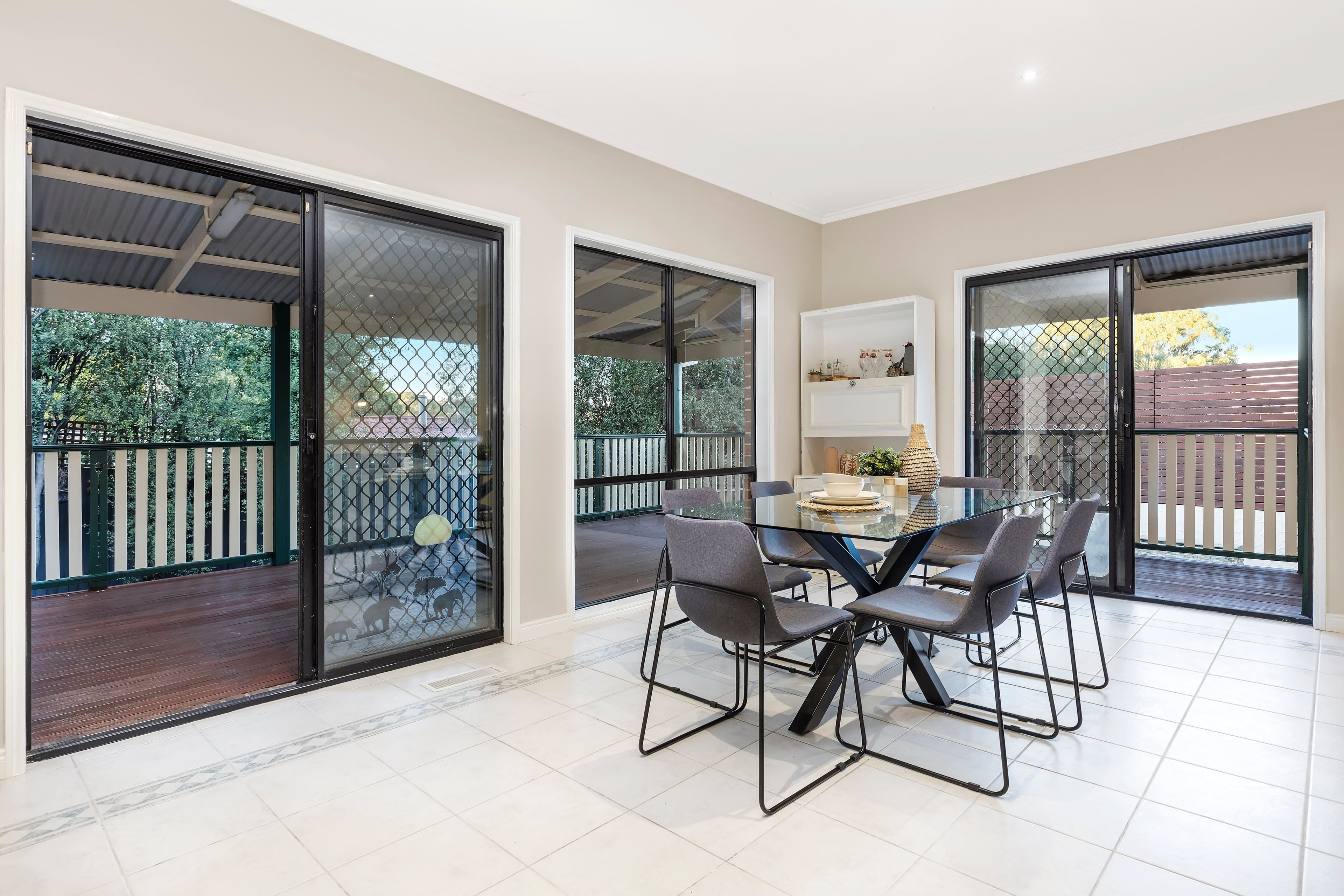 7 Isabelle Court, Mill Park VIC 3082, Mill Park - Thumbnail 3