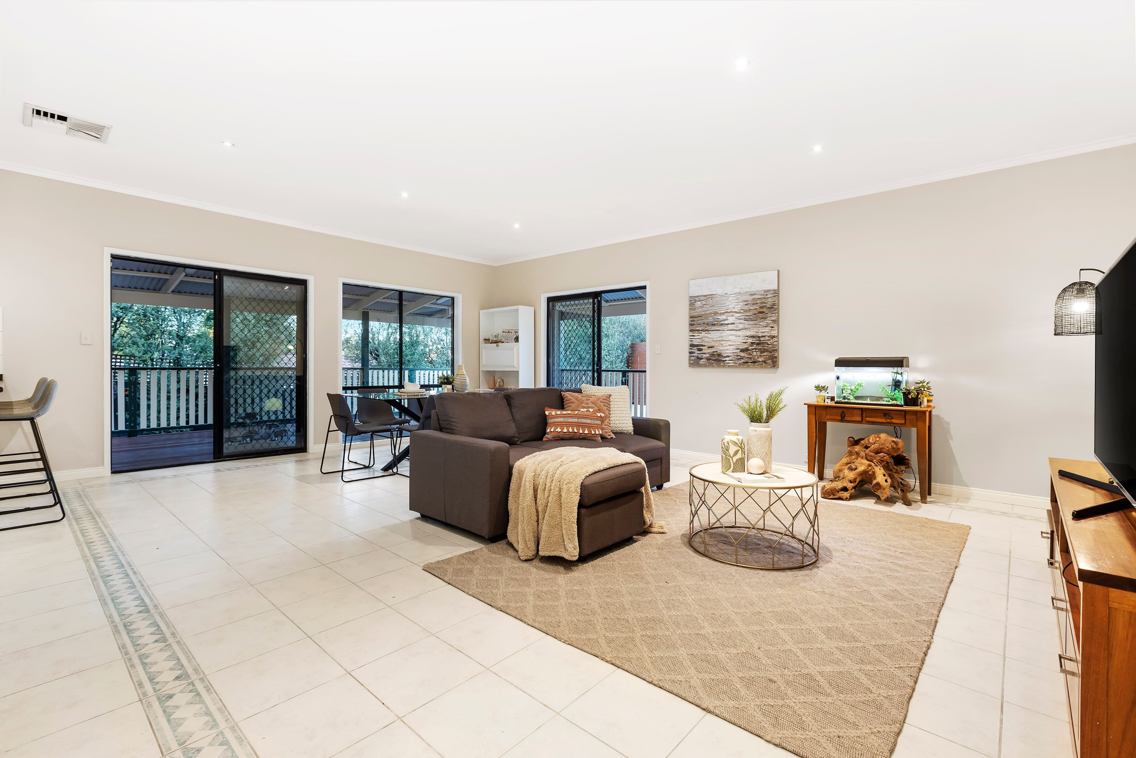7 Isabelle Court, Mill Park VIC 3082, Mill Park - Thumbnail 4