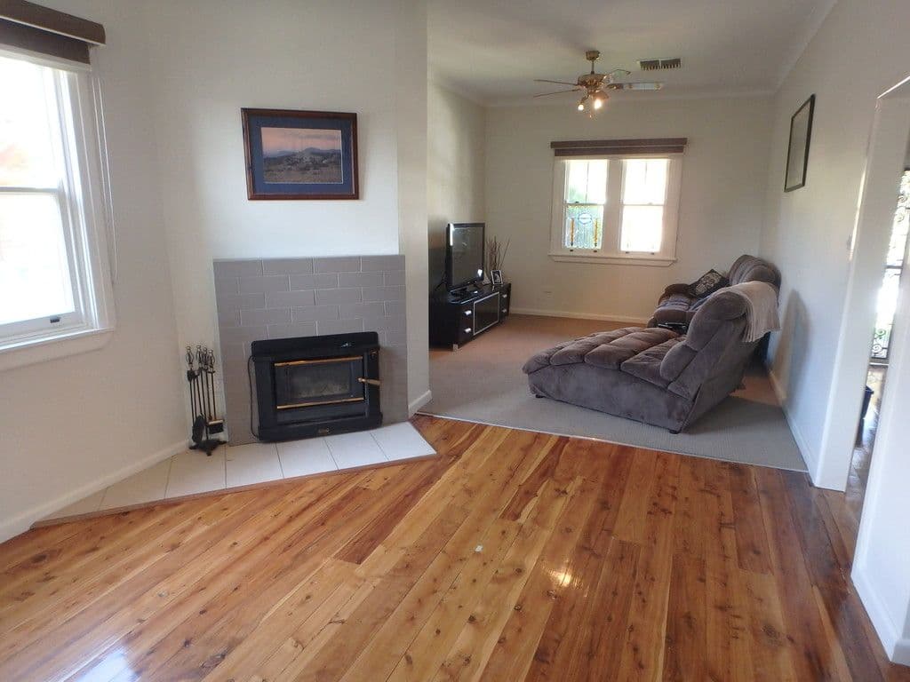 241 Hoskins Street, Temora - Image 1