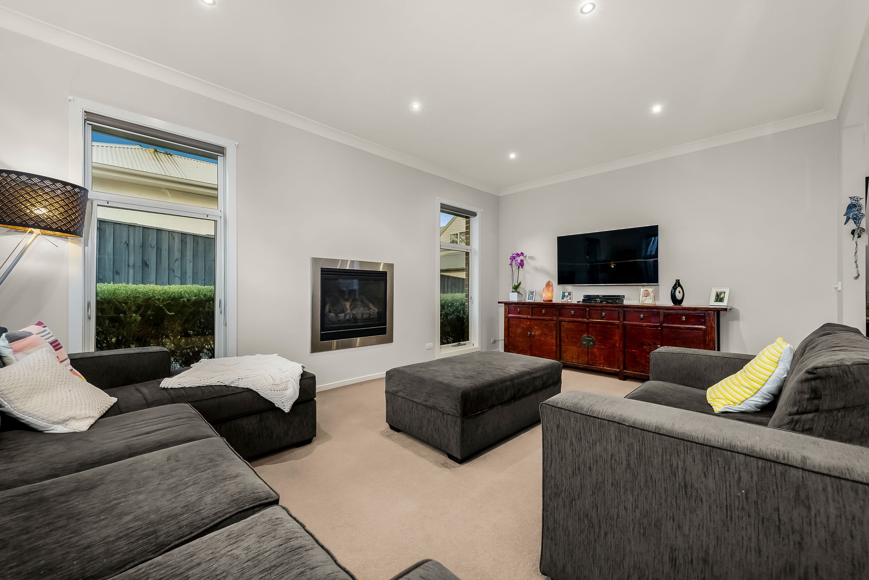 96 Bruce Street, Mount Waverley VIC 3149, Mount Waverley - Thumbnail 2