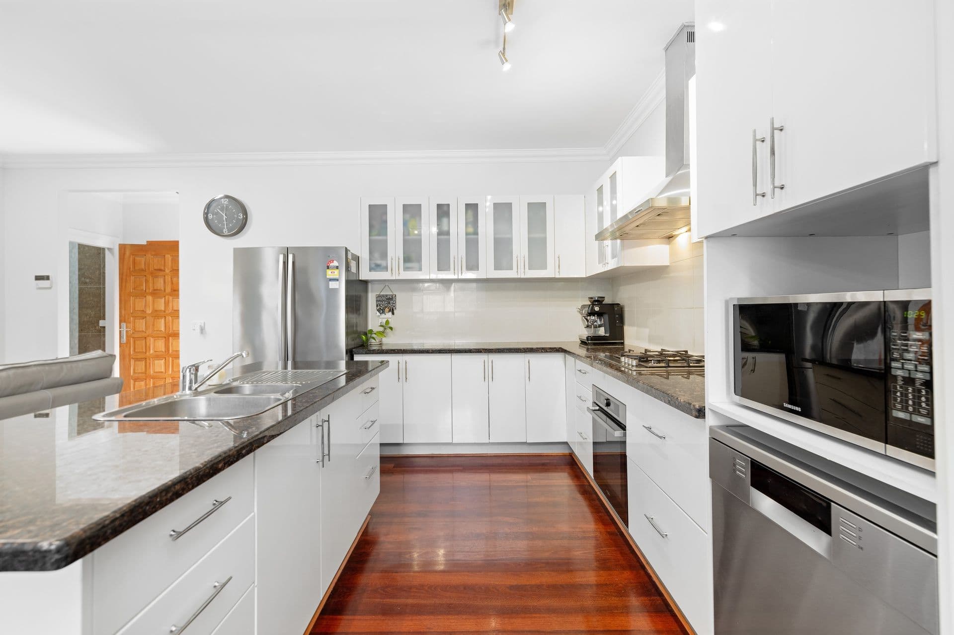 61 Baird Street, Mulgrave VIC 3170, Mulgrave - Thumbnail 3