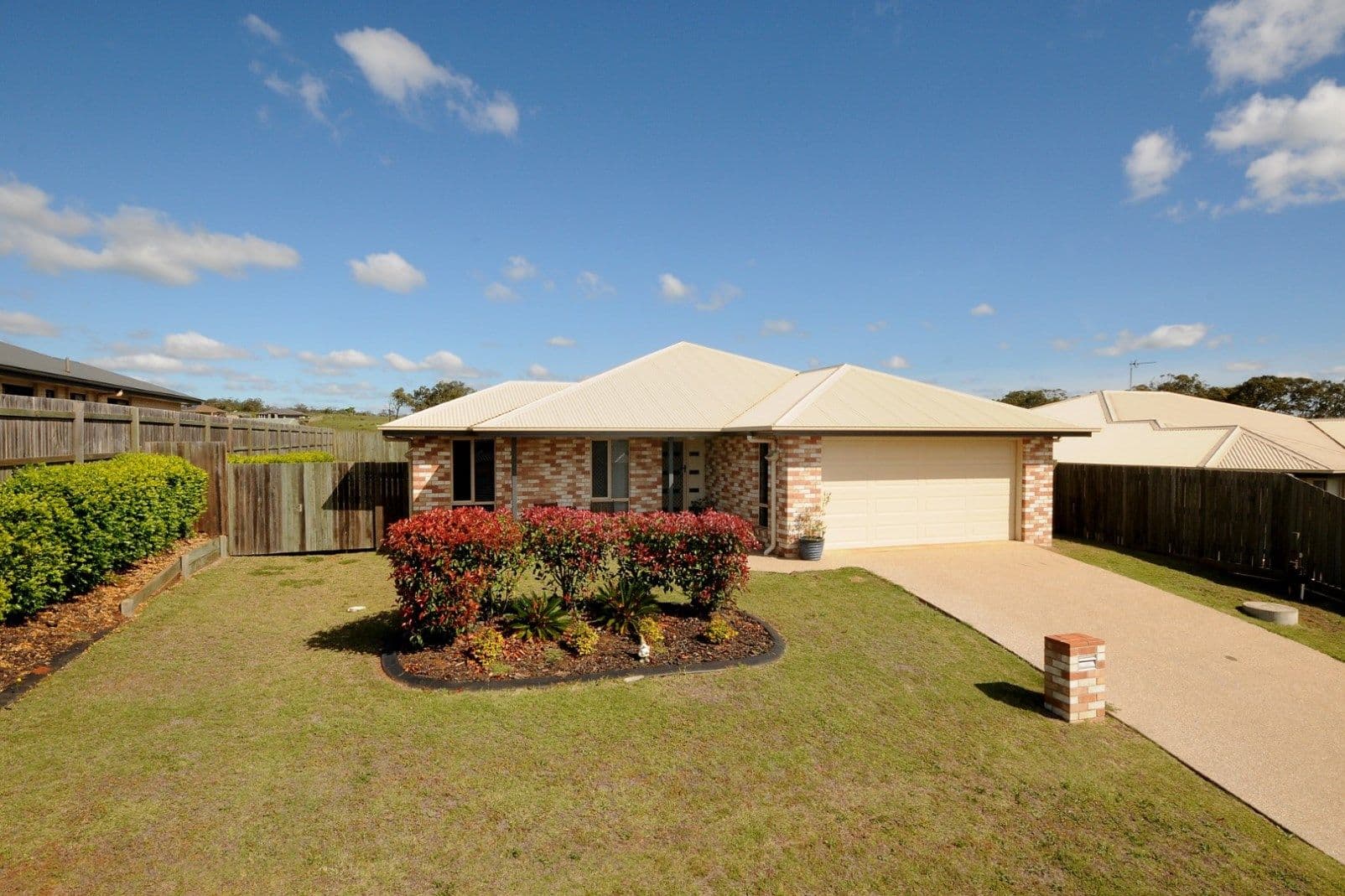 11 Camborne Street, KLEINTON QLD 4352, Kleinton - Image 1