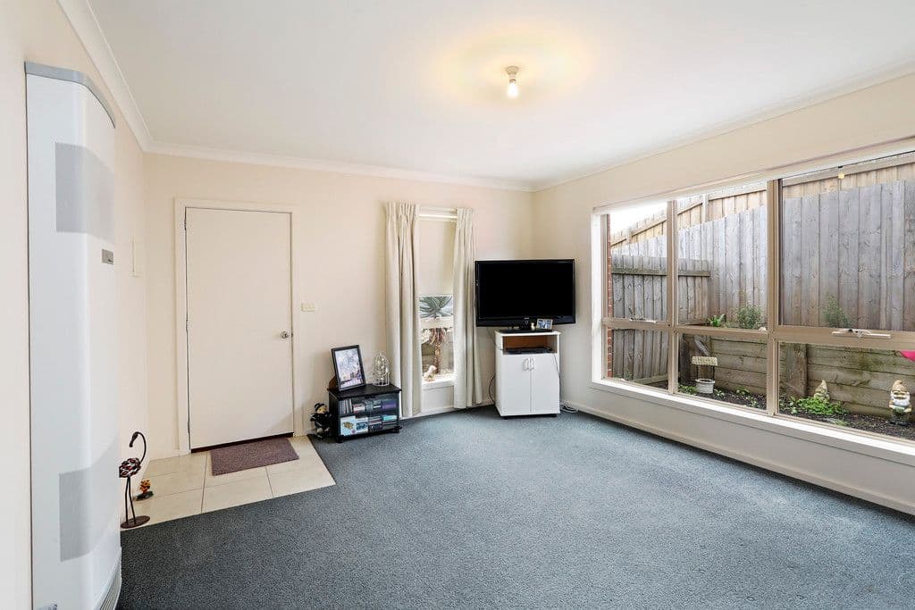 183 South Valley Road, Highton VIC 3216, Highton - Thumbnail 3
