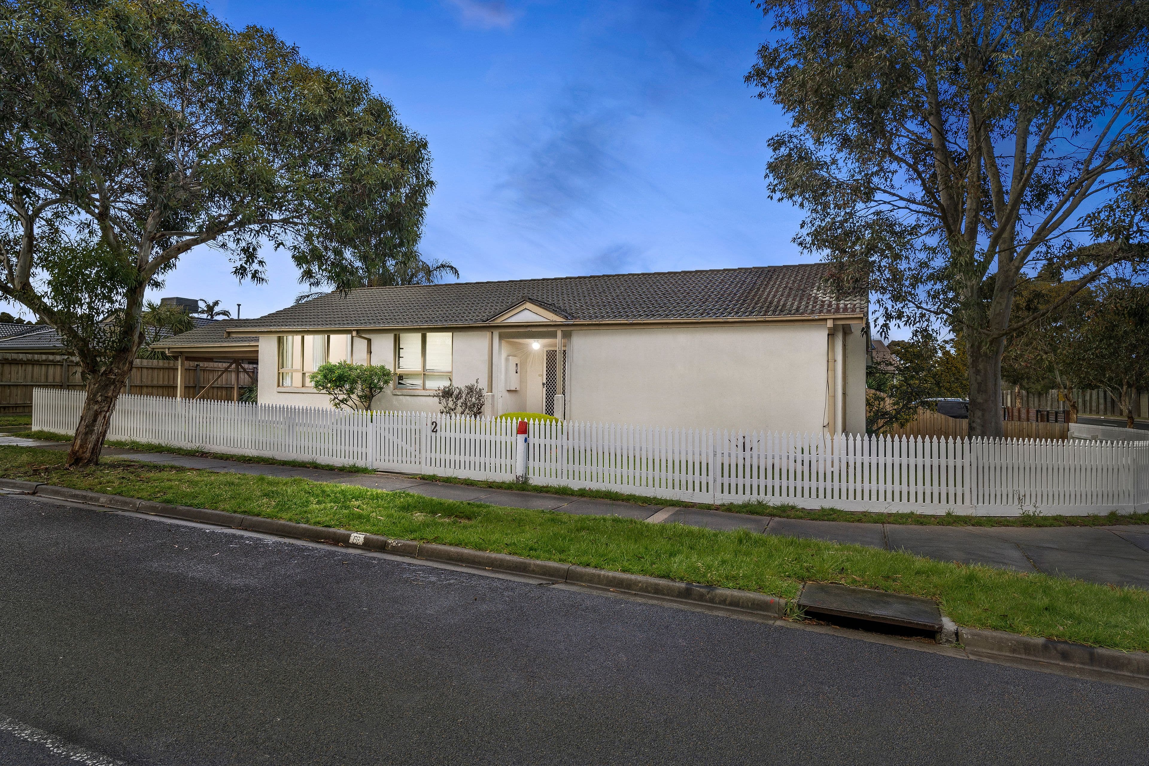 2 Emanuel Drive, Seaford VIC 3198, Seaford - Thumbnail 2