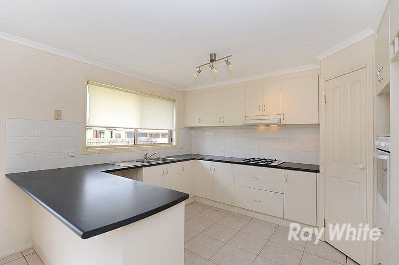 58 Sandalwood Drive, PAKENHAM VIC 3810, Pakenham - Thumbnail 2