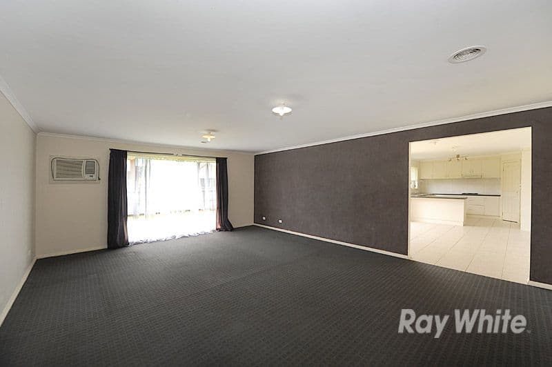 58 Sandalwood Drive, PAKENHAM VIC 3810, Pakenham - Thumbnail 3