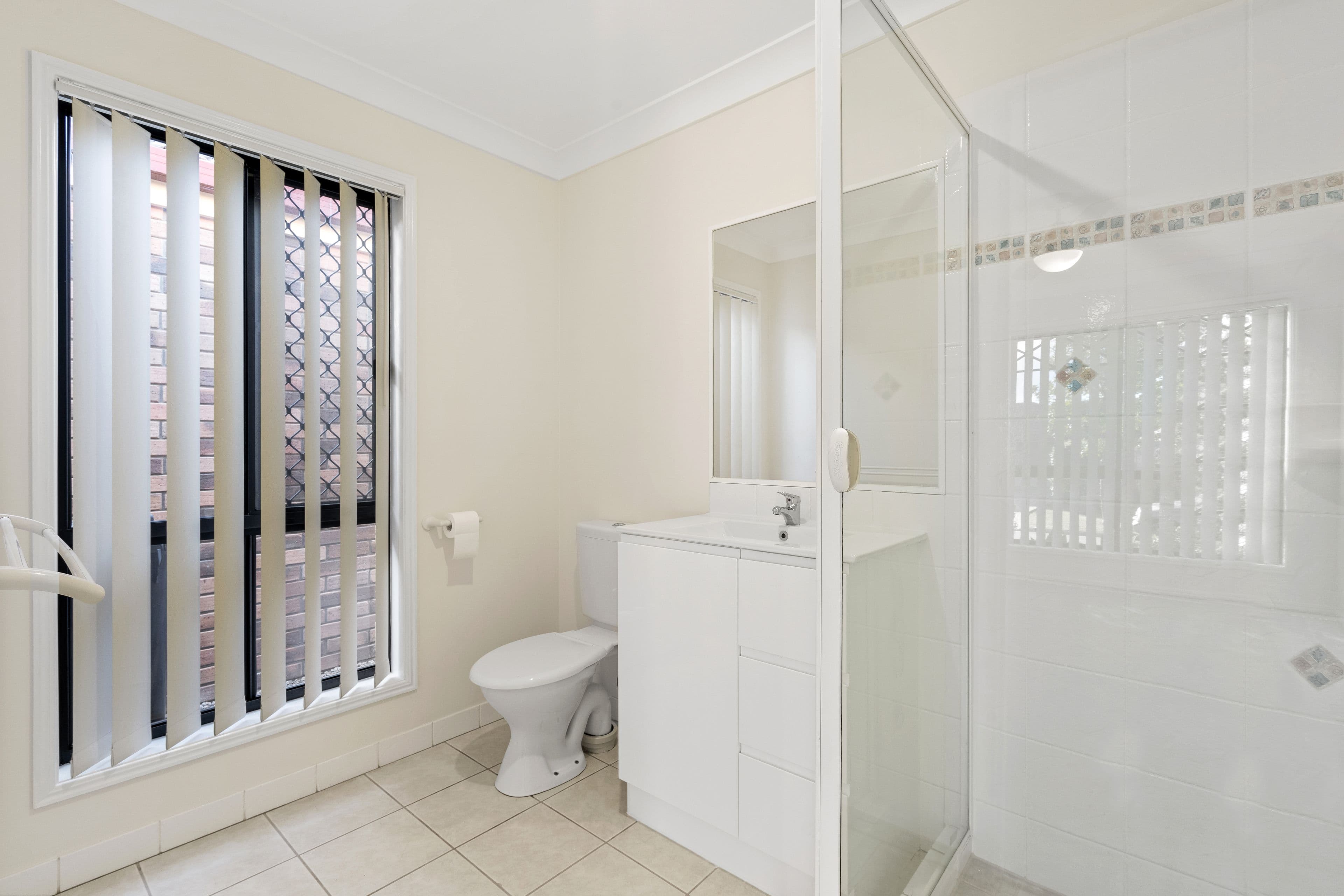 4 McNiven Court, North Lakes QLD 4509, North Lakes - Thumbnail 3
