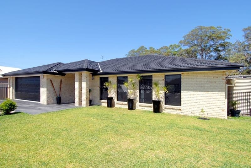 8 Cullen Drive, LITTLE MOUNTAIN QLD 4551, Little Mountain - Thumbnail 7