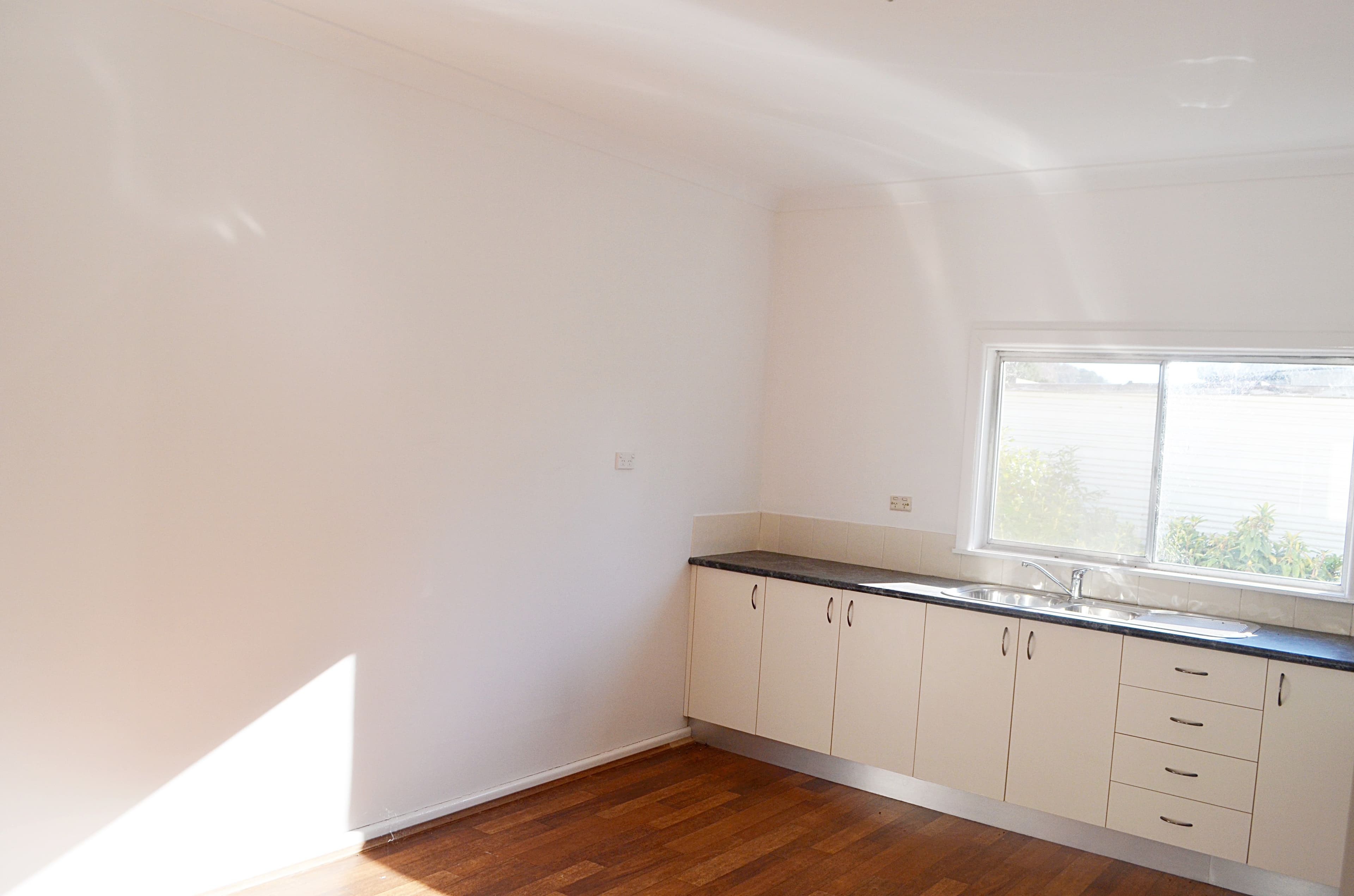 66 Wakehurst Avenue, Batlow - Thumbnail 3