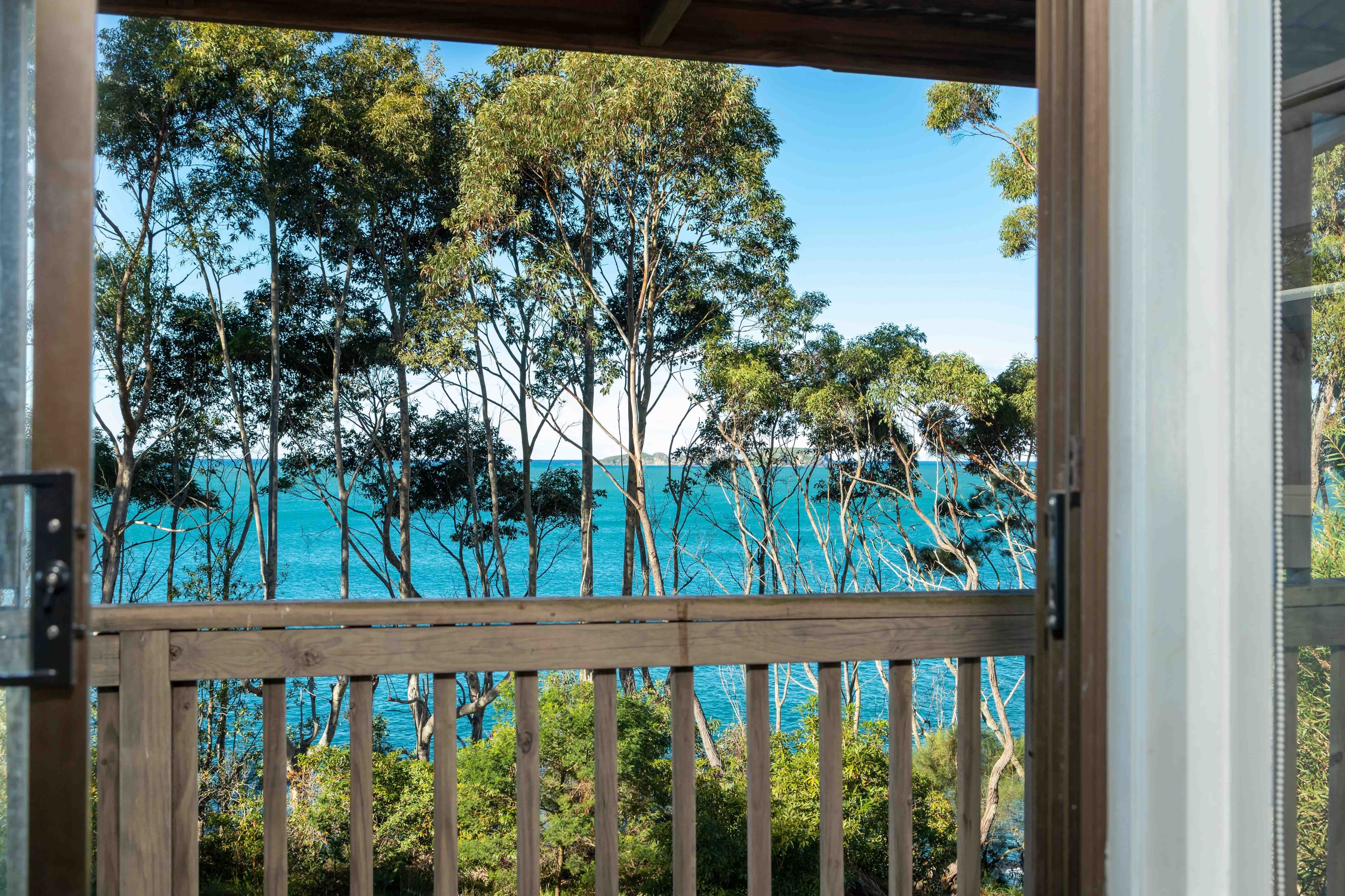 27 Burrawang Crescent, Sunshine Bay - Thumbnail 8