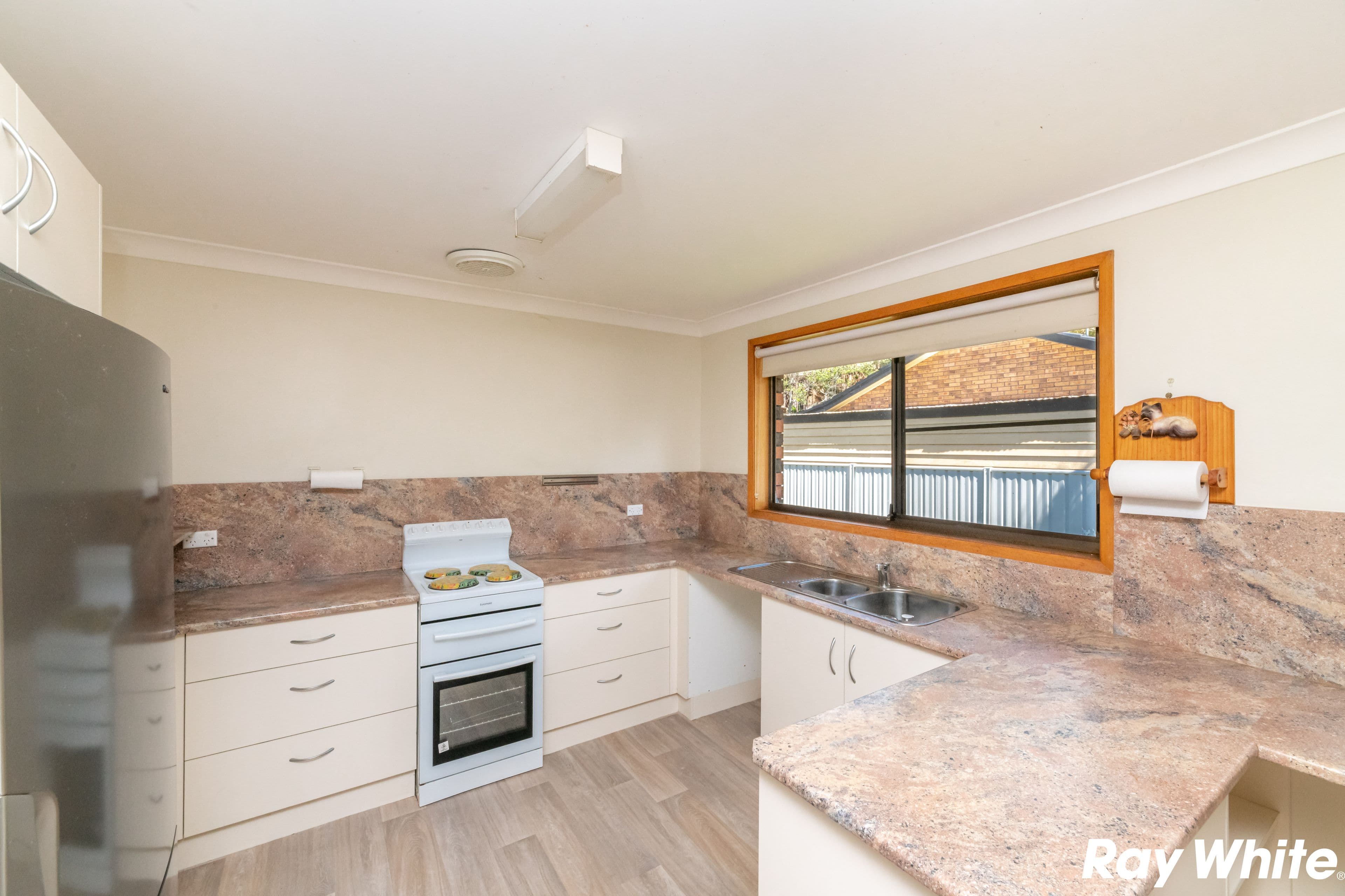 2 Eden Place, Tuncurry NSW 2428, Tuncurry - Thumbnail 3
