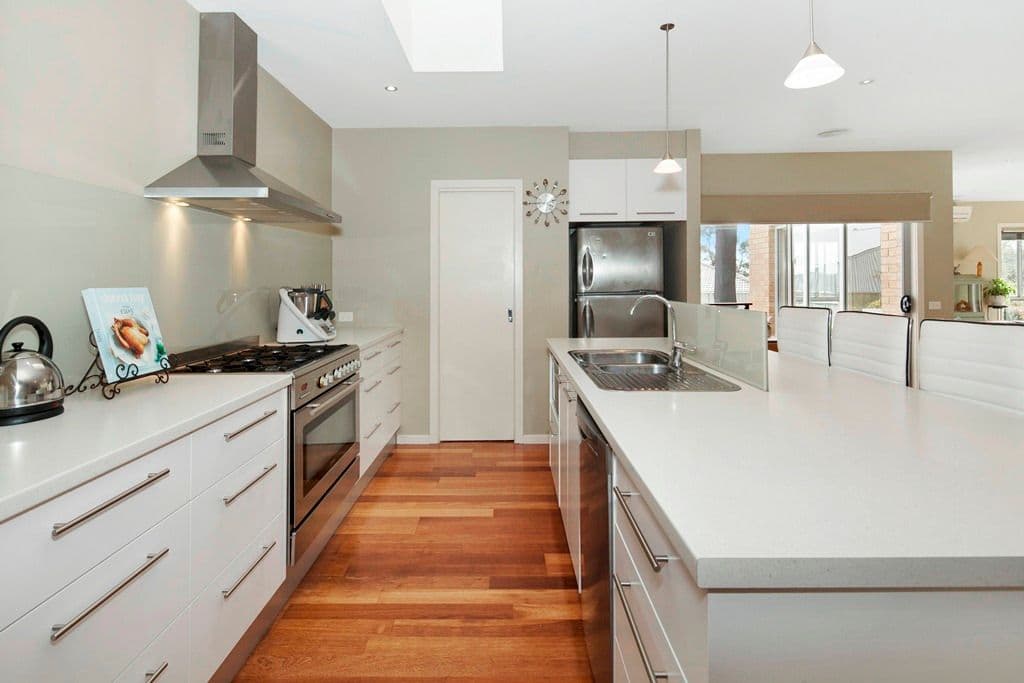 5 Catherine Court, Brown Hill VIC 3350, Brown Hill - Thumbnail 4