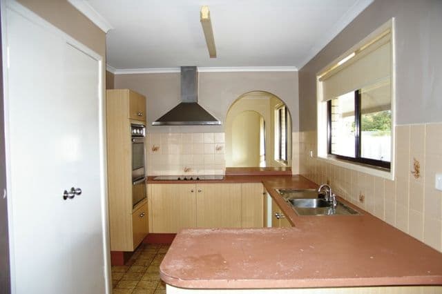 BEACHMERE QLD 4510, Beachmere - Thumbnail 2