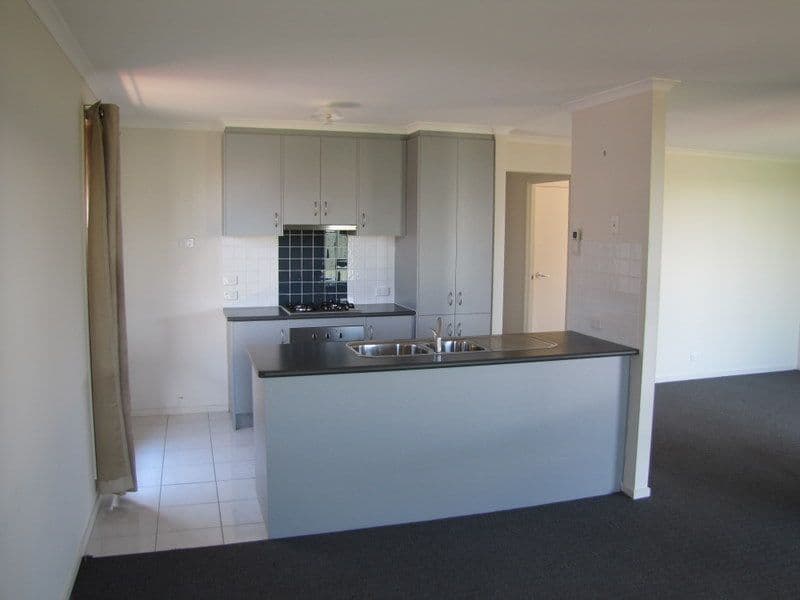 20  Cassia Street, MUNNO PARA WEST SA 5115, Munno Para West - Thumbnail 2