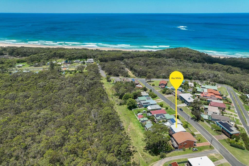 20 Canberra Crescent, Burrill Lake NSW 2539, Burrill Lake - Thumbnail 2