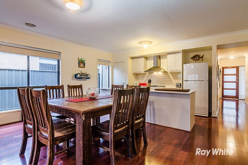 16 Lusitano Way, Clyde North VIC 3978, Clyde North - Thumbnail 6
