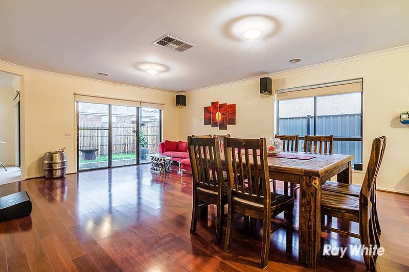 16 Lusitano Way, Clyde North VIC 3978, Clyde North - Thumbnail 7
