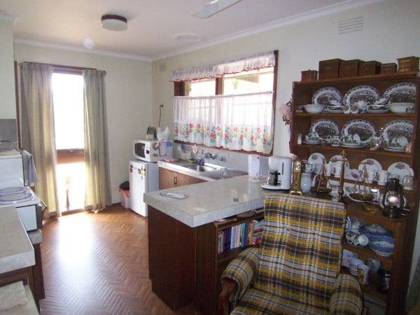 63 Centenary Street, SEAFORD VIC 3198, Seaford - Thumbnail 3