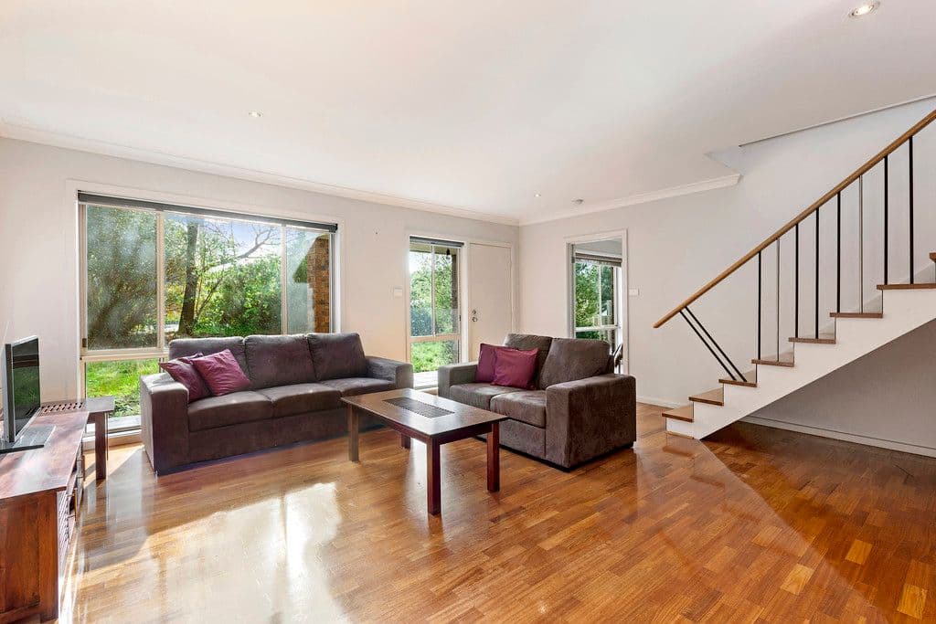 384 Waverley Road, Mount Waverley VIC 3149, Mount Waverley - Thumbnail 2