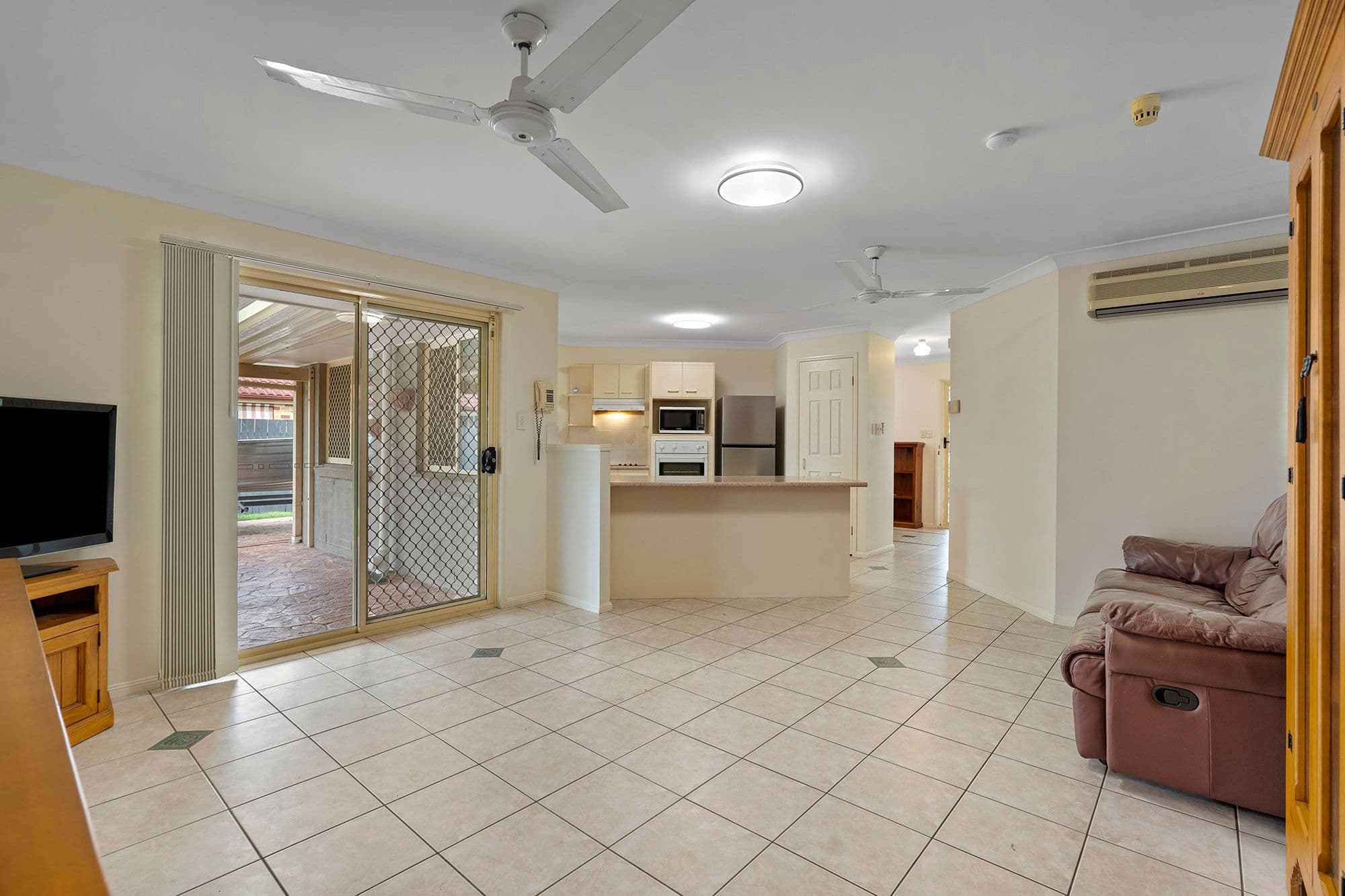20 Hendrix Street, Windaroo QLD 4207, Windaroo - Thumbnail 7