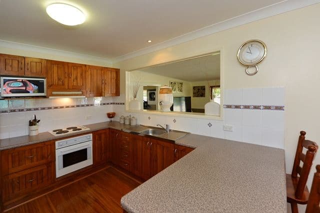 16 Ruby Street, KINGSTHORPE QLD 4400, Kingsthorpe - Thumbnail 4