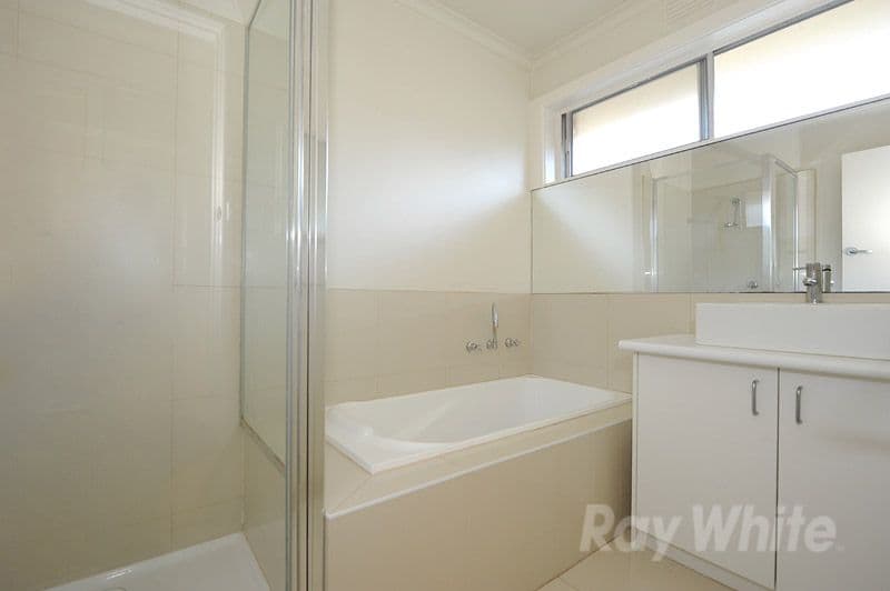 16 Broughton Avenue, CROYDON VIC 3136, Croydon - Thumbnail 3