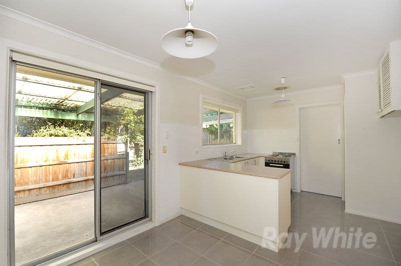 16 Broughton Avenue, CROYDON VIC 3136, Croydon - Thumbnail 5