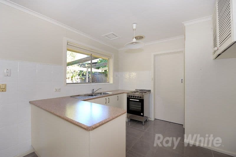 16 Broughton Avenue, CROYDON VIC 3136, Croydon - Thumbnail 6