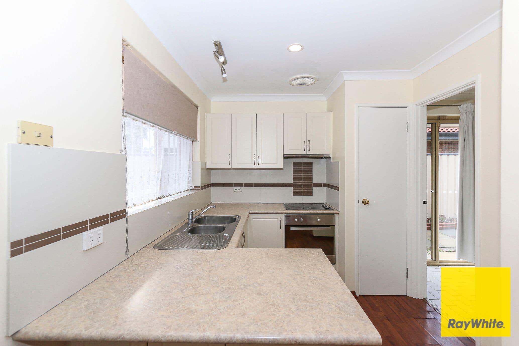 13A Rhone Place, Beechboro WA 6063, Beechboro - Thumbnail 7