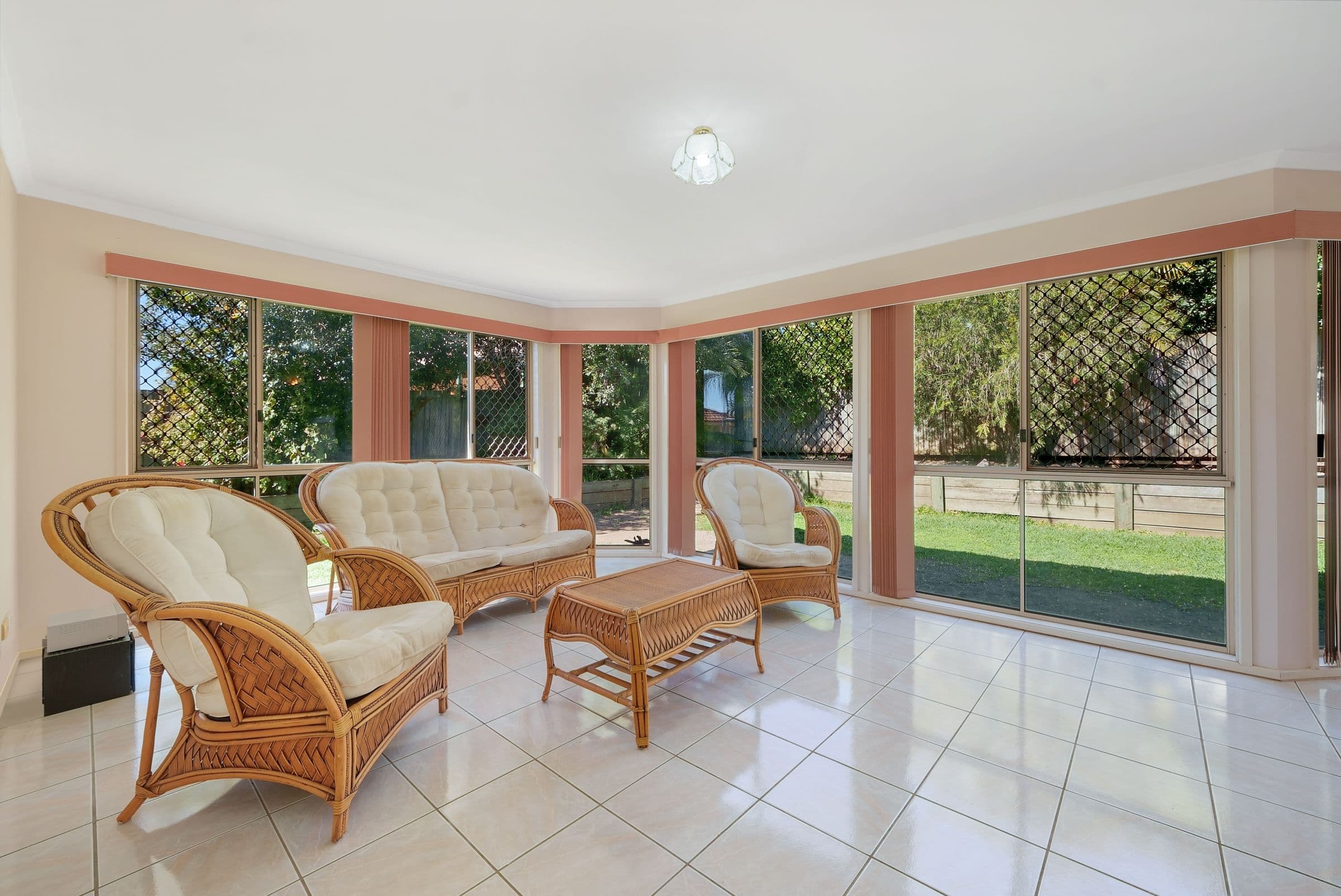 6 Surround Street, Dakabin QLD 4503, Dakabin - Thumbnail 3