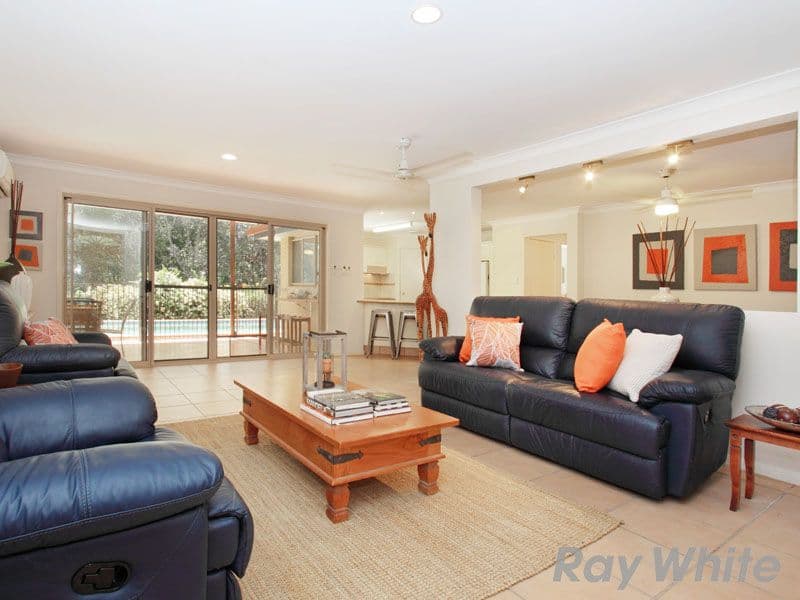 6 Trinity Place, BRIDGEMAN DOWNS QLD 4035, Bridgeman Downs - Thumbnail 3
