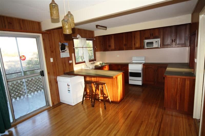 25 James Street, DALBY QLD 4405, Dalby - Thumbnail 2