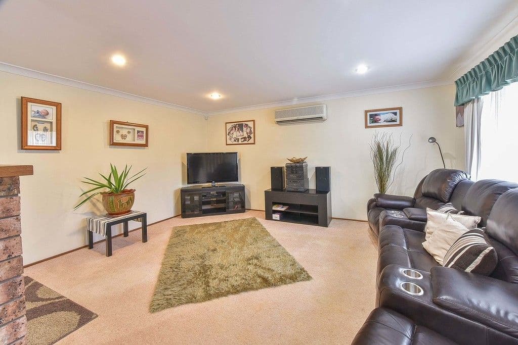 42 Debenham Avenue, Leumeah NSW 2560, Leumeah - Thumbnail 3