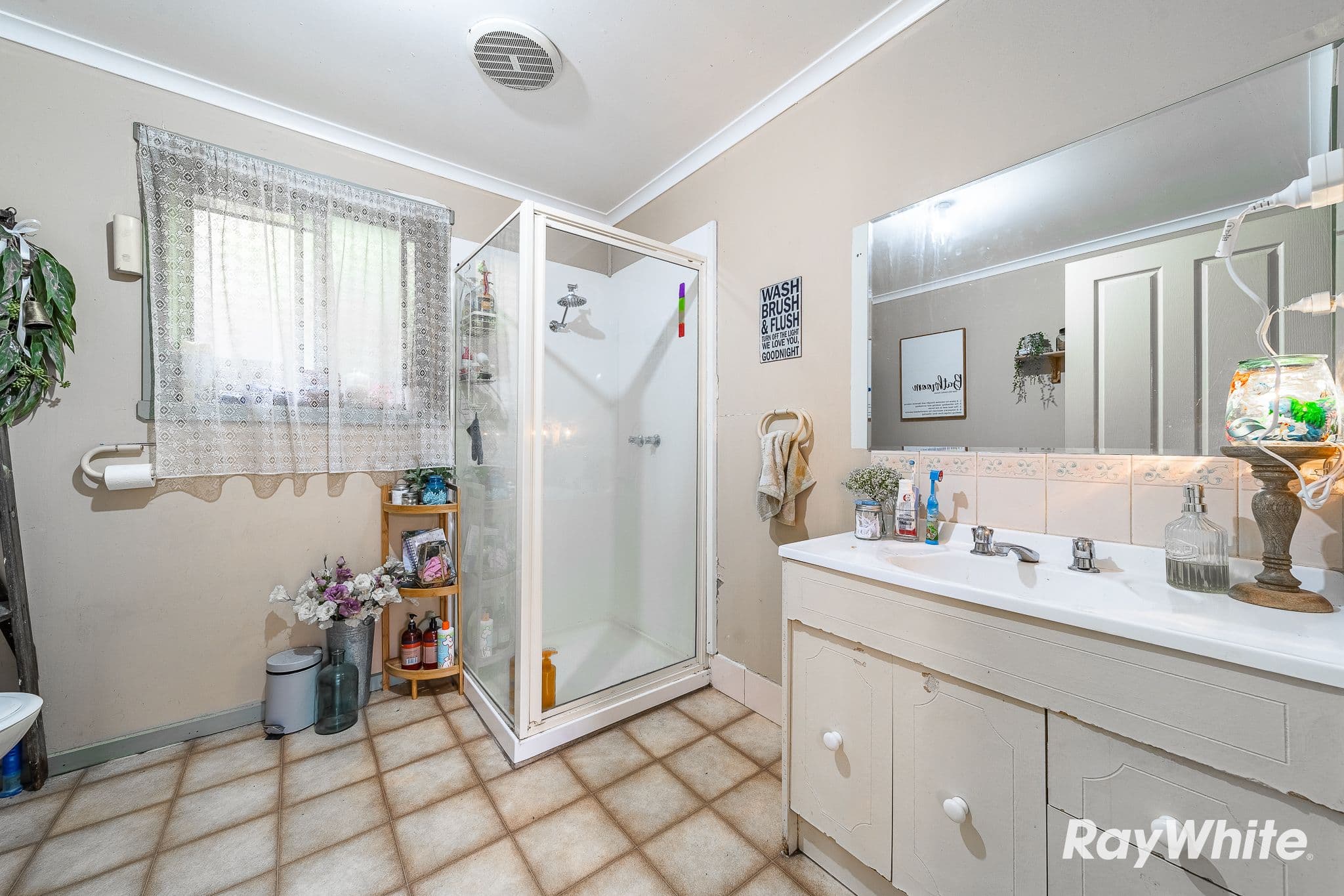 1 Hospital Street, Heathcote VIC 3523, Heathcote - Thumbnail 4