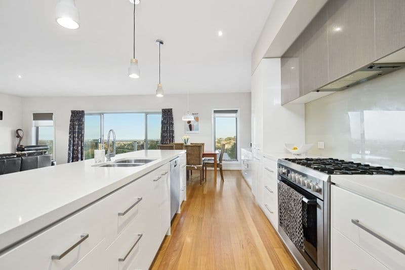 14 Greenfinch Way, Wandana Heights VIC 3216, Wandana Heights - Thumbnail 2