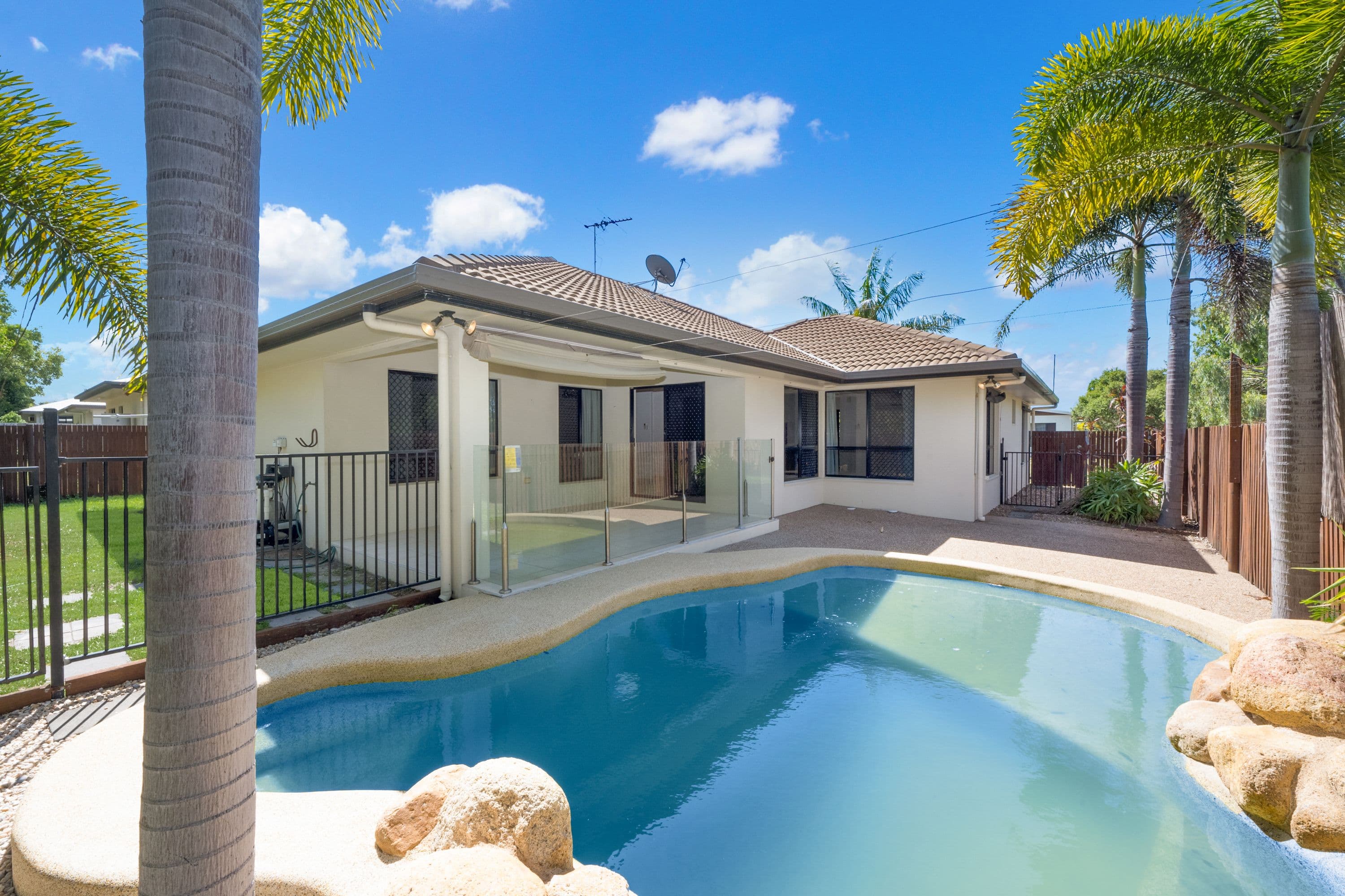 15 Dugong Crescent, Mount Louisa QLD 4814, Mount Louisa - Thumbnail 2