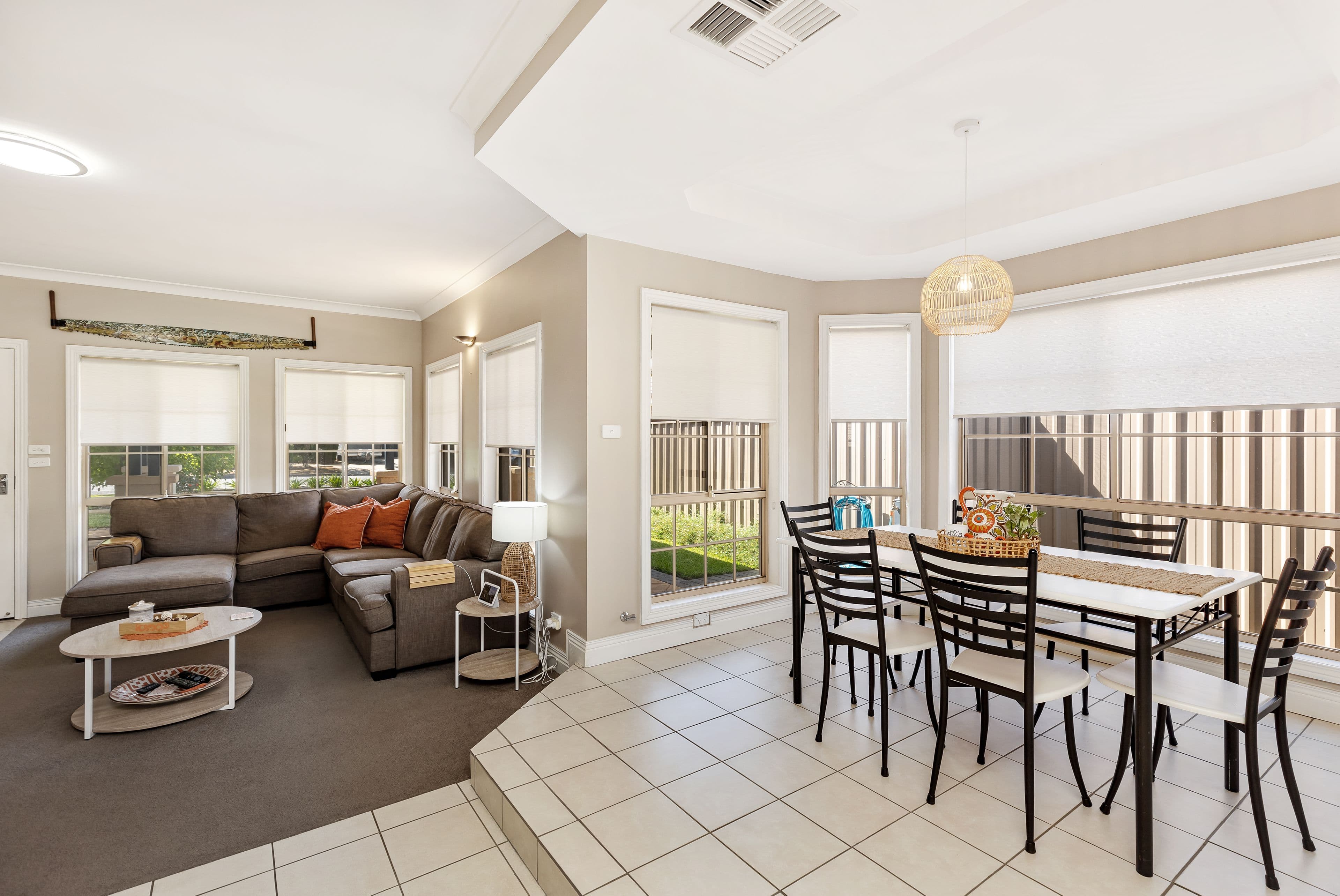 70 Yentoo Drive, Glenfield Park NSW 2650, Glenfield Park - Thumbnail 2