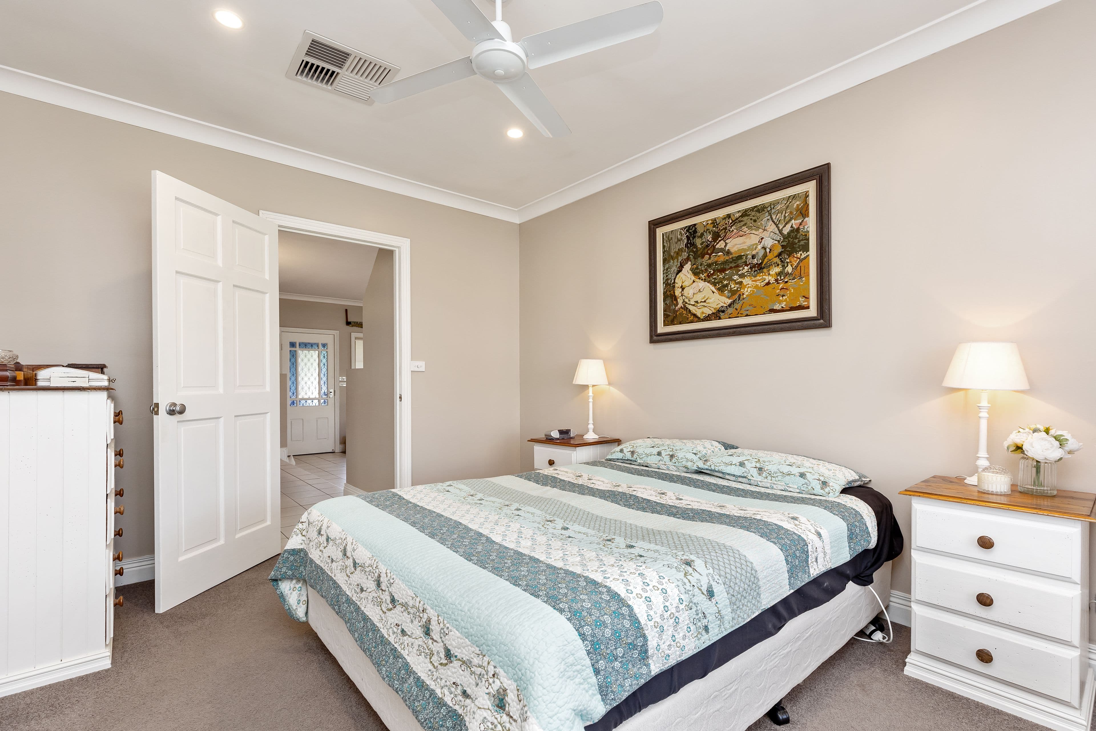 70 Yentoo Drive, Glenfield Park NSW 2650, Glenfield Park - Thumbnail 4