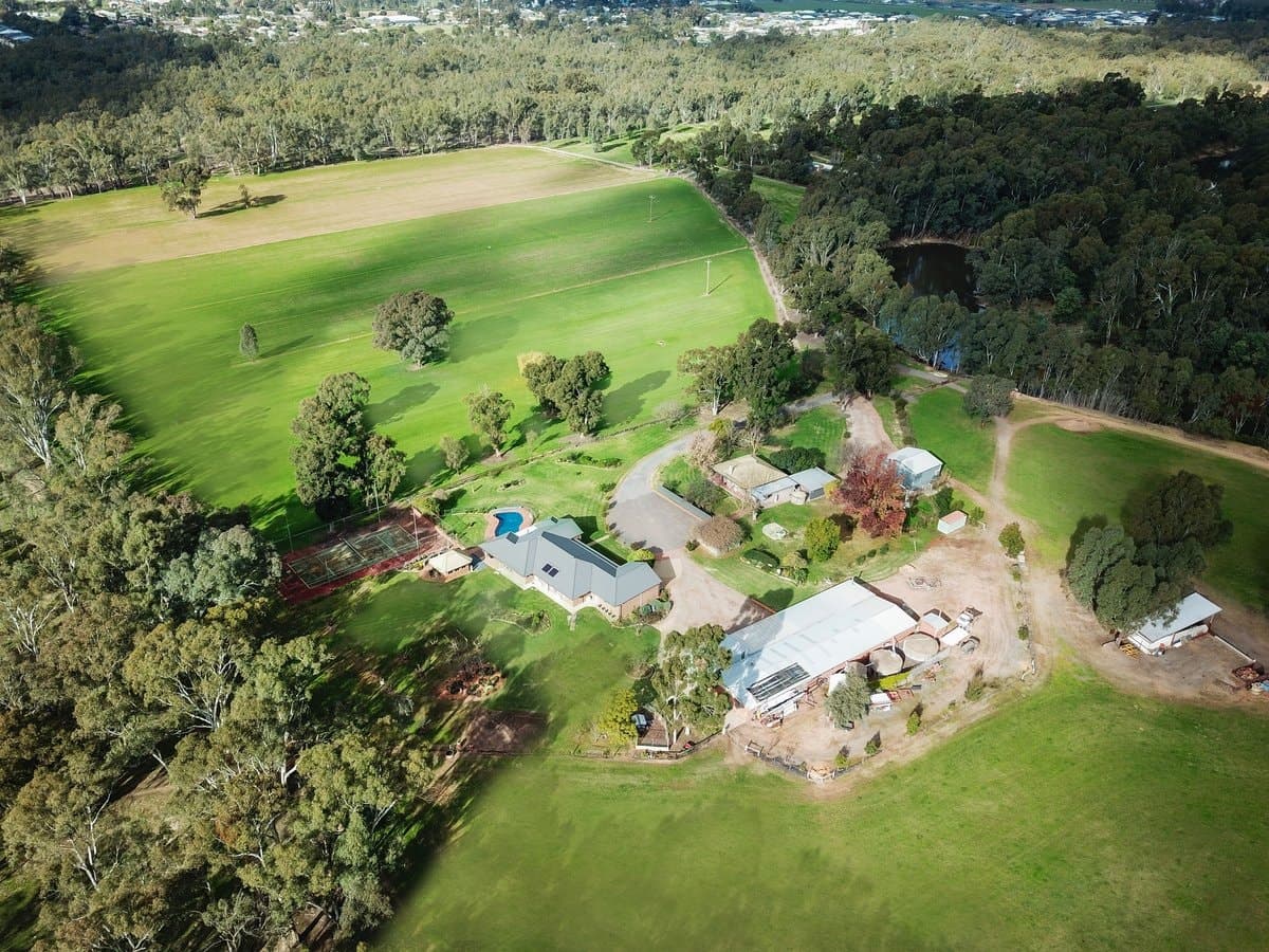 11 Edgewater Road, Kialla, Kialla - Thumbnail 8