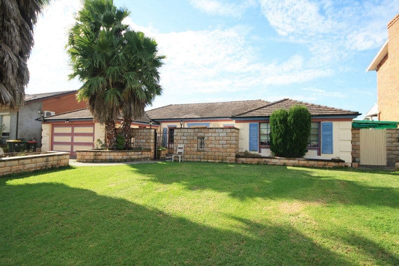 9 Barrenjoey Close, Woodbine NSW 2560, Woodbine - Image 1