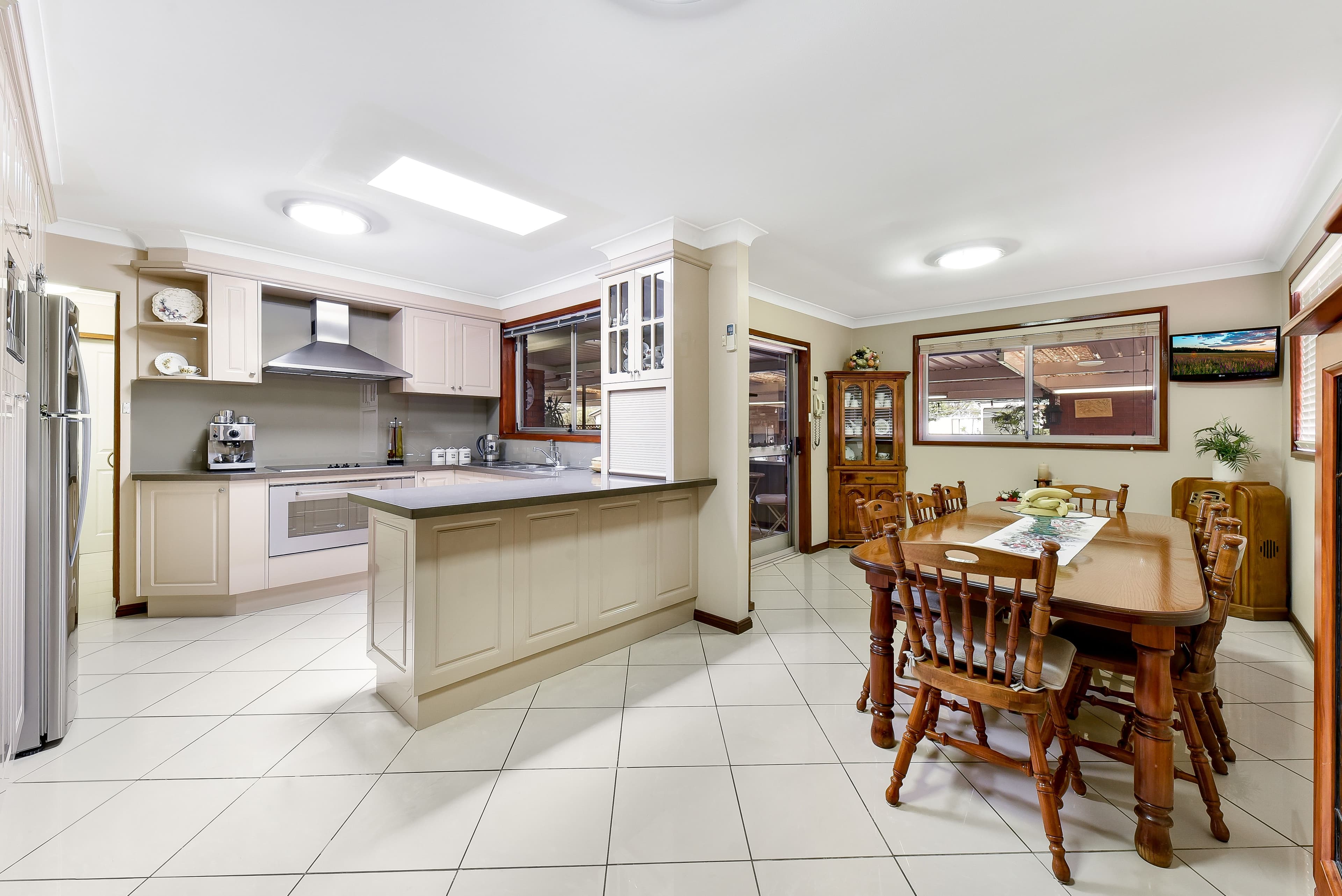 30 Graham Avenue, Casula NSW 2170, Casula - Thumbnail 4