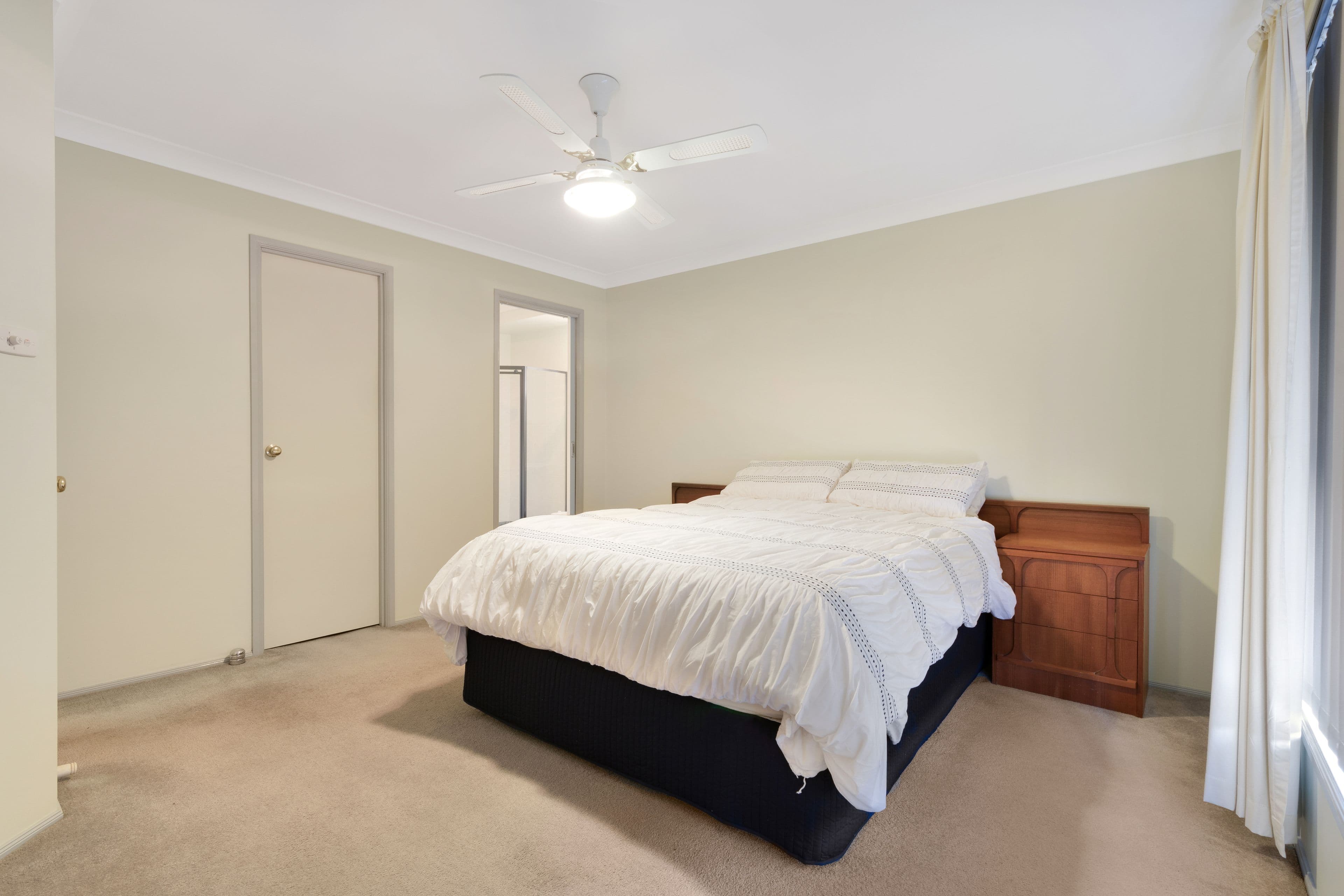 22 Sopwith Avenue, Raby - Thumbnail 8