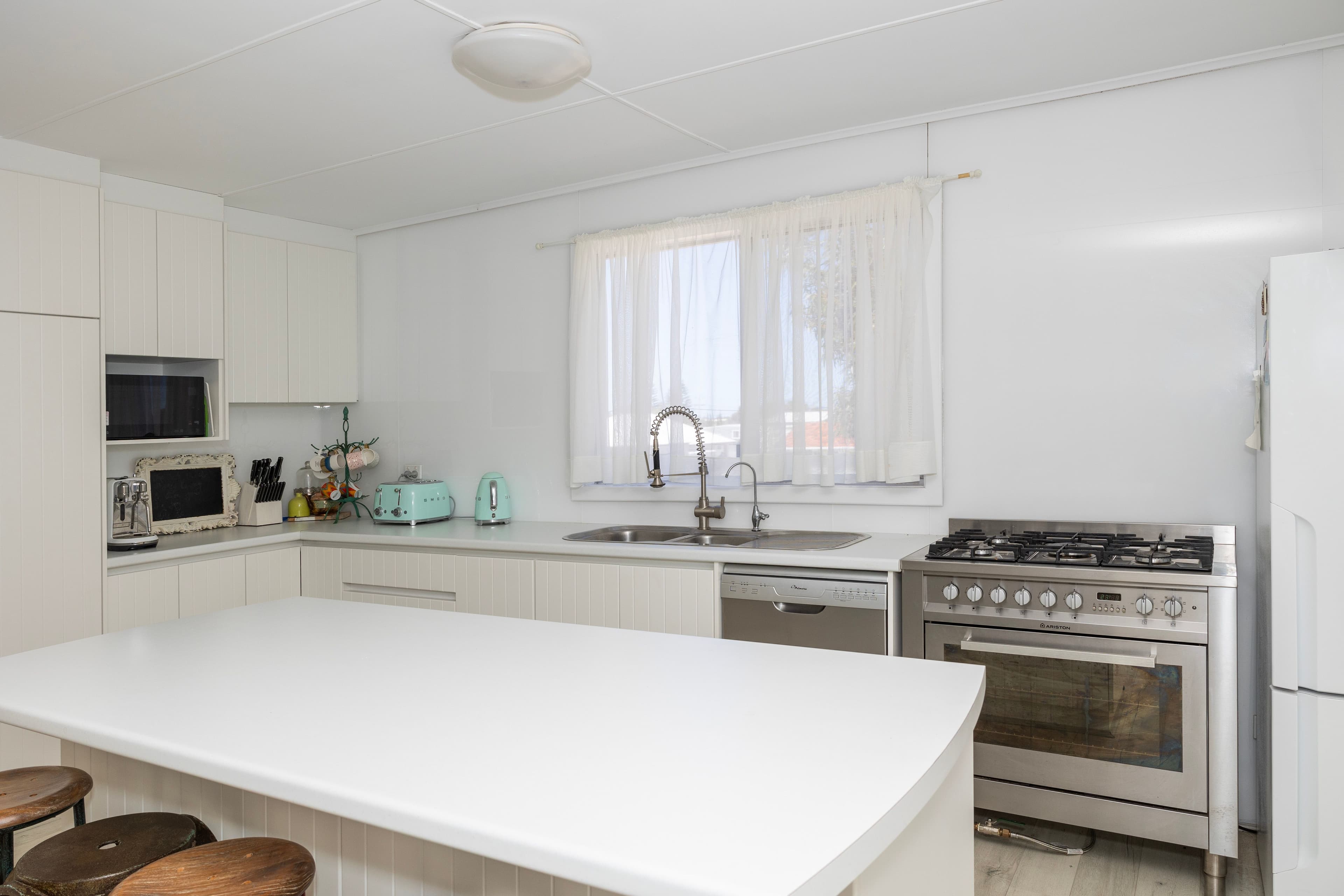 17 Padbury Street, Jurien Bay WA 6516, Jurien Bay - Thumbnail 3