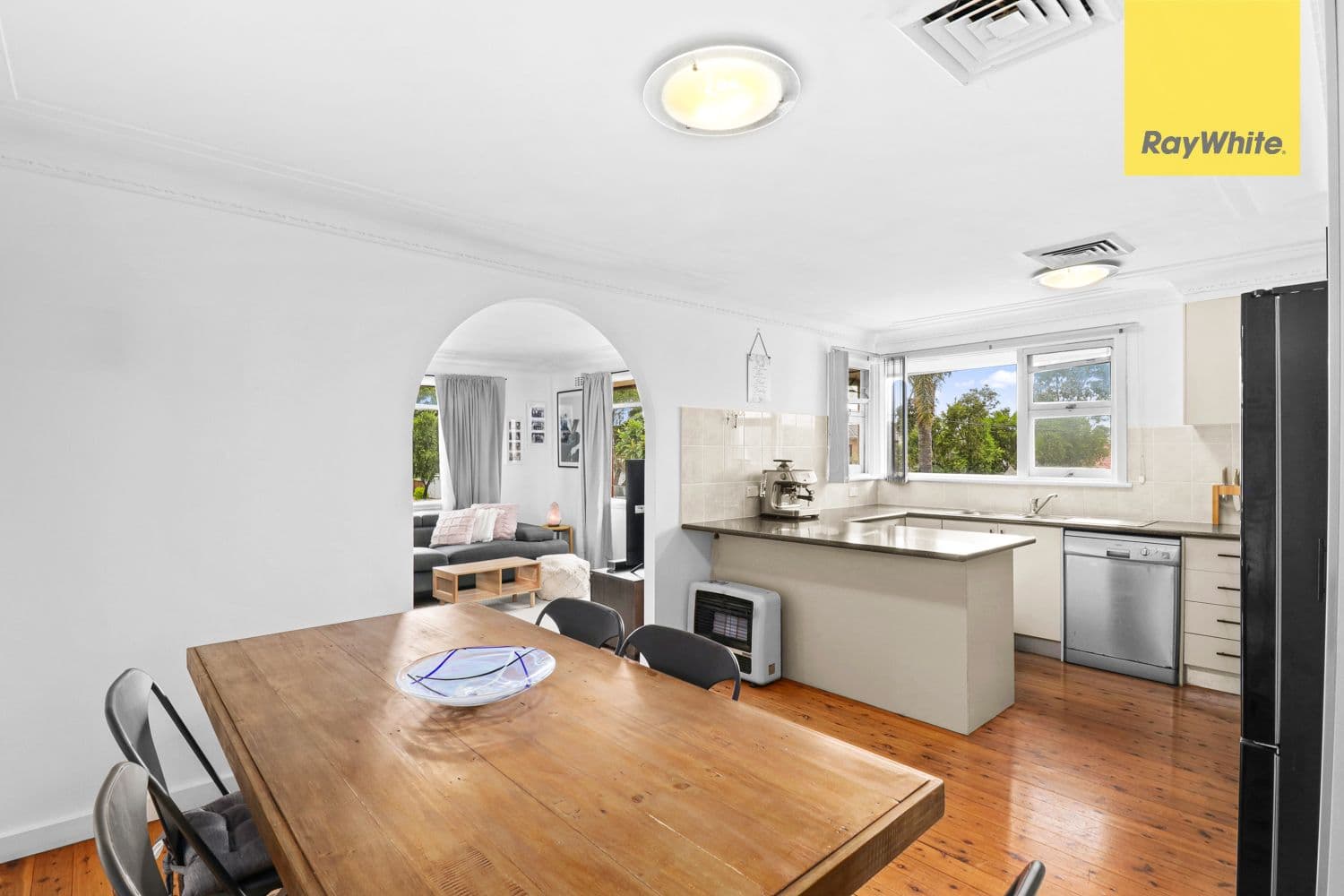 6 Richardson Street, Merrylands NSW 2160, Merrylands - Thumbnail 4